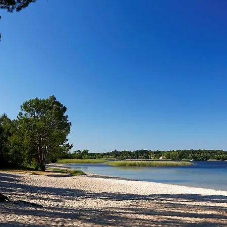 Superbe Meuble Ideal Pour Couple Zen Avec 아파트 *