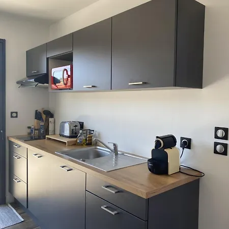 Superbe Meuble Ideal Pour Couple Zen Avec 아파트 *